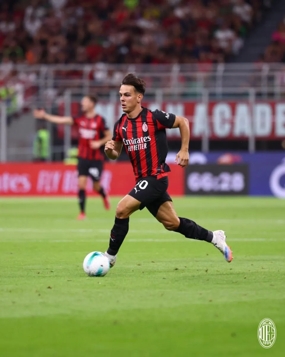 Acciones del juego | @acmilan