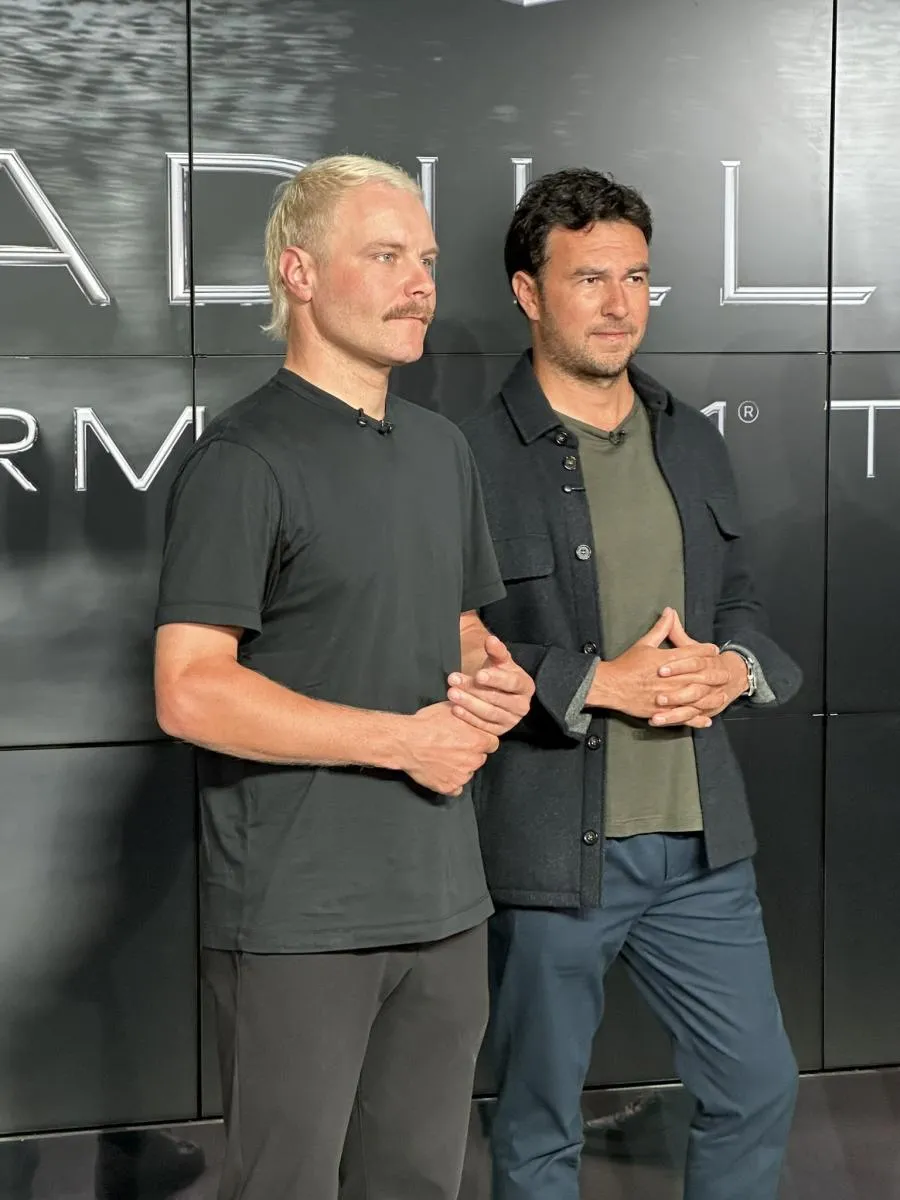 Checo y Bottas fueron presentados como pilotos de Cadillac este martes