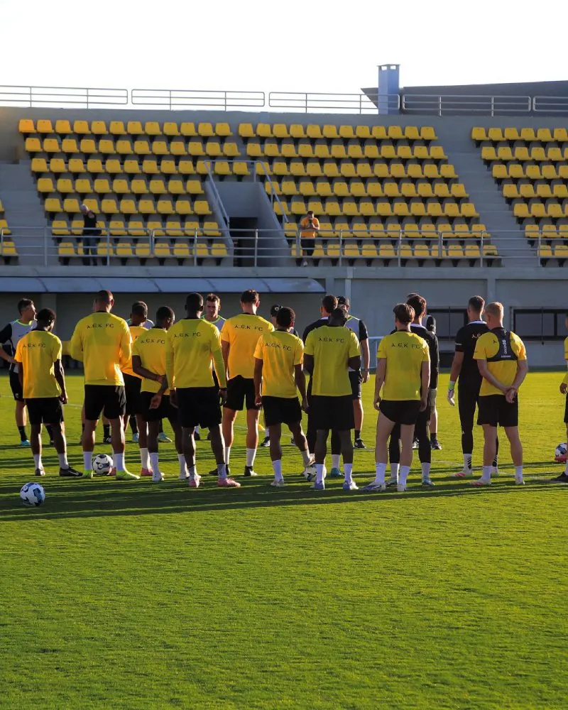 Orbelín Pineda y AEK Atenas disputarán la Europa League