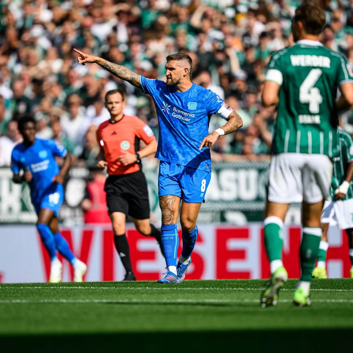 Acciones del juego | @bayer04_es