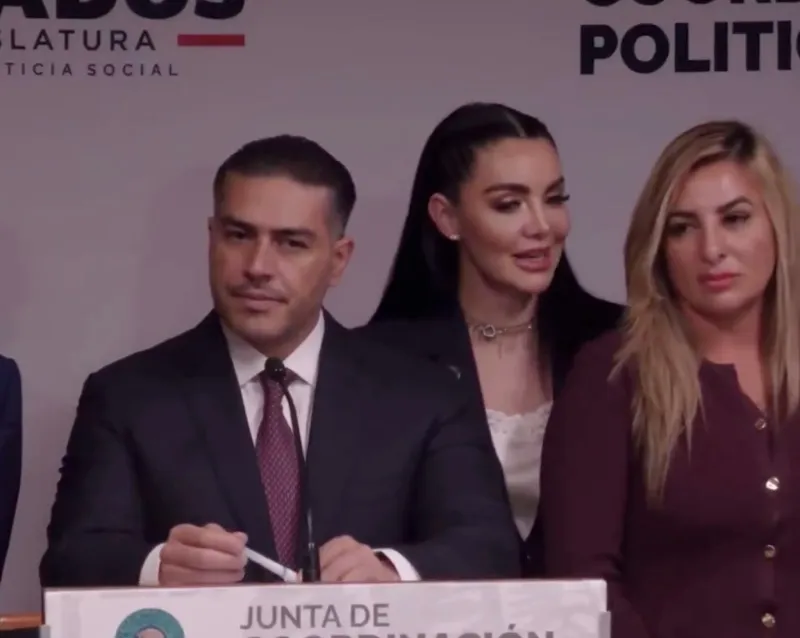 Gabriela Jiménez quería que Jessica Saiden se recorriera de lugar / Redes Sociales