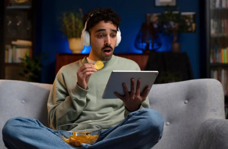 Warner Bros Discovery ya está en planes de vender el catálogo de HBO Max / FREEPIK