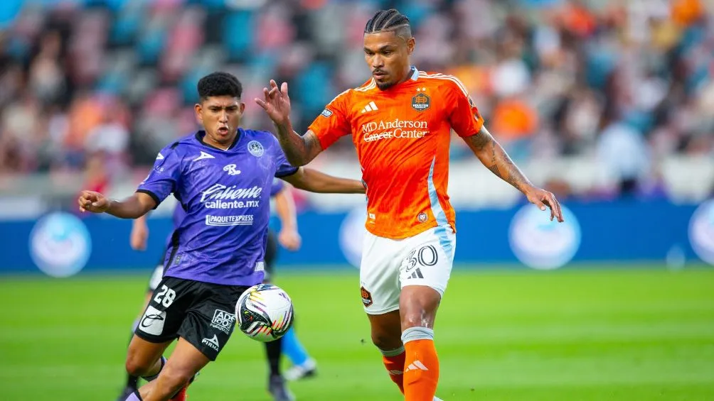 Mazatlán venció al Dynamo y está cerca de la calificación