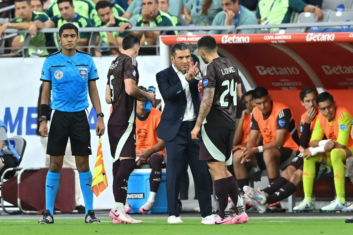 Lozano tuvo un proceso inconcluso al frente del Tri