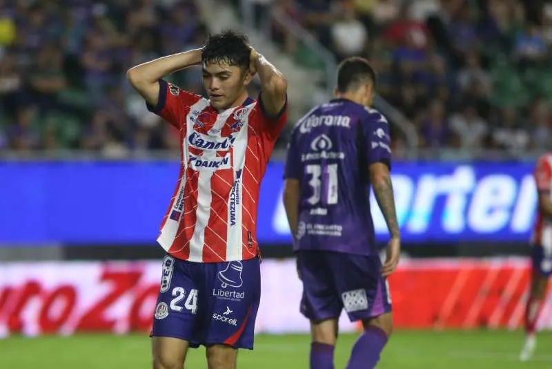 San Luis llega mejor