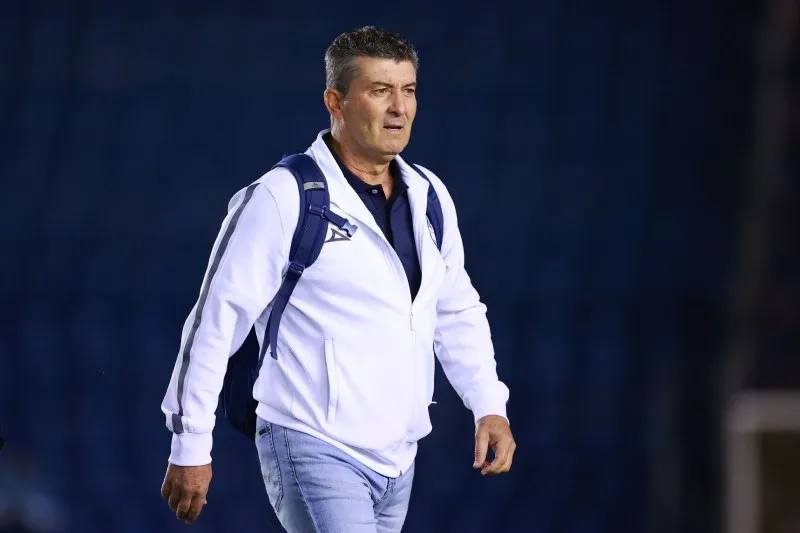 Quiere seguir en el futbol