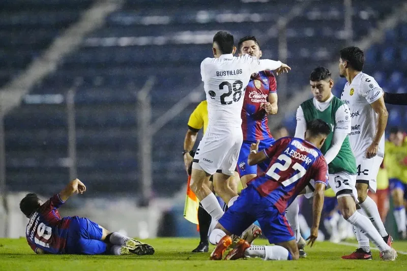 Ruiz lesionó a Bermúdez hace un año en la Liga de Expansión
