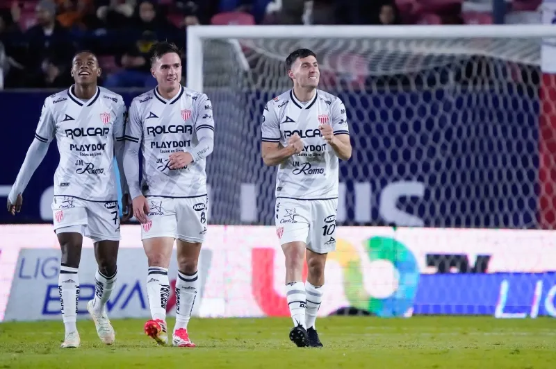 Palavecino se podría reencontrar con Paradela