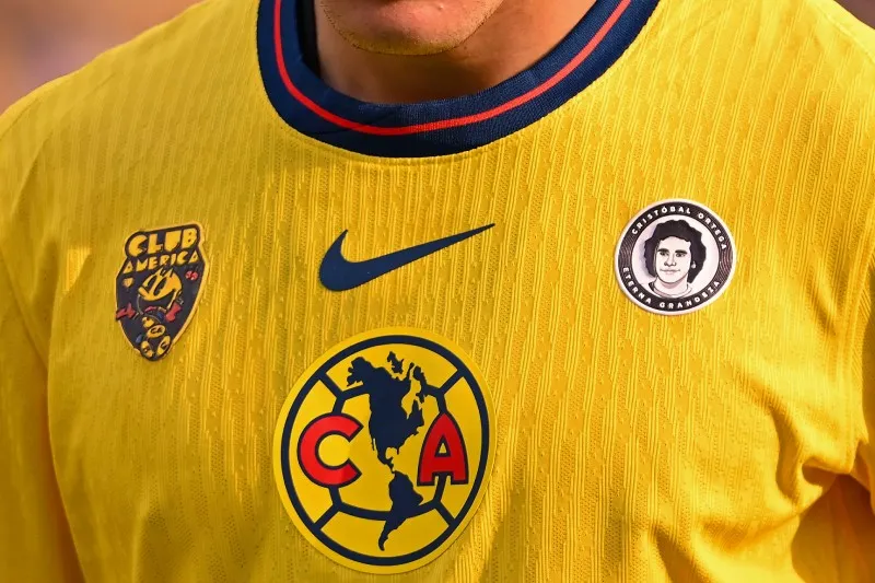 El primer homenaje | MAGO7