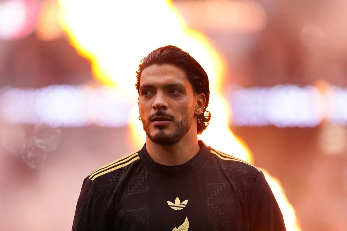 Subasta de derechos | IMAGO7