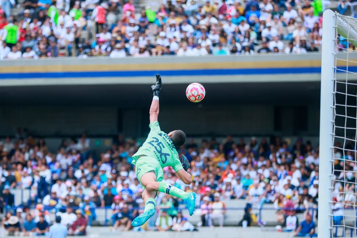 Parra se equivocó en sus dos partidos disputados hasta ahora