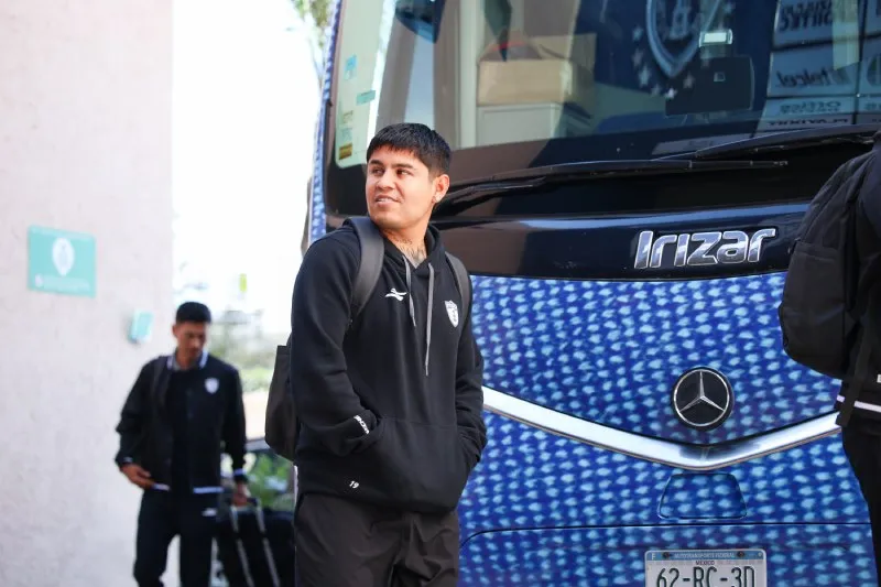 Dejó al equipo a media temporada