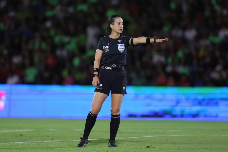 La mejor árbitra será anunciada en diciembre