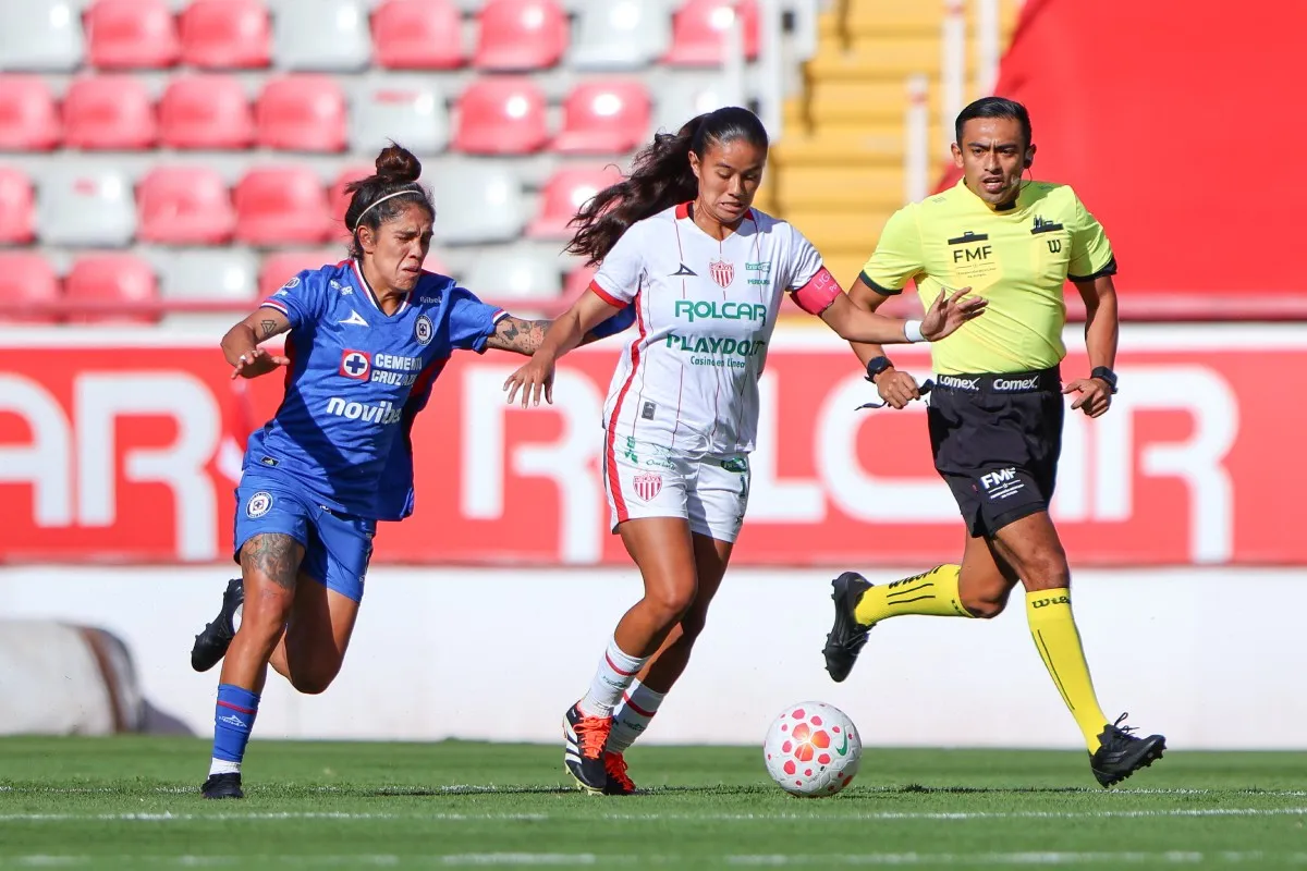 Cruz Azul y Necaxa dejaron ir puntos en el Estadio Victoria
