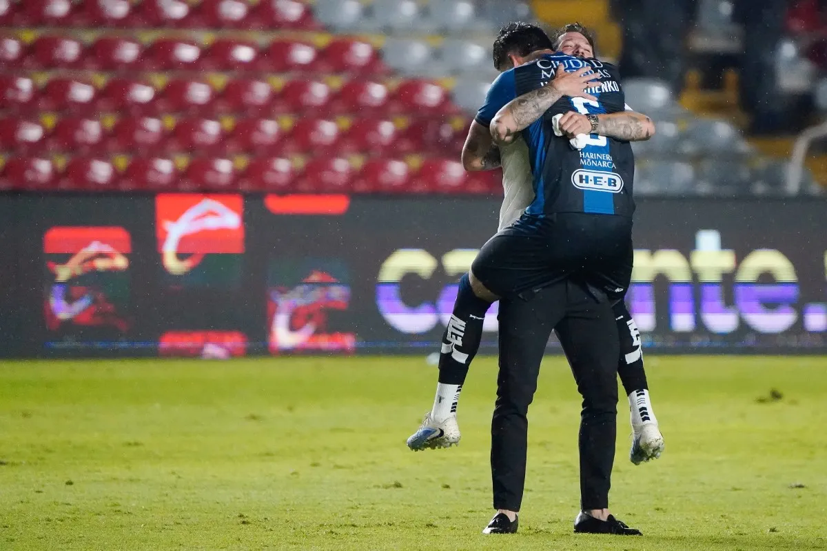 Apoyo al estado | IMAGO7