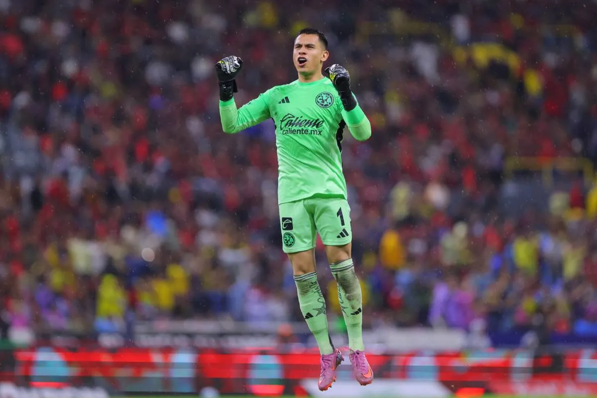 Malagón con las Águilas | IMAGO7