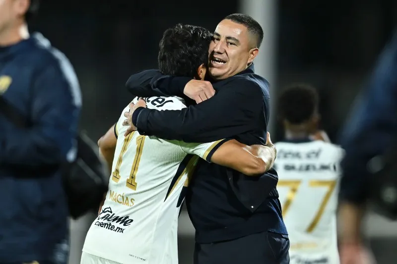 Con Efraín Juárez | IMAGO7