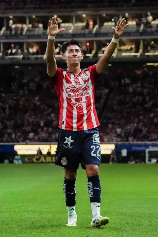 Santiago Sandoval | IMAGO7