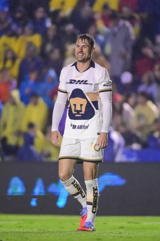 Aaron Ramsey | IMAGO7