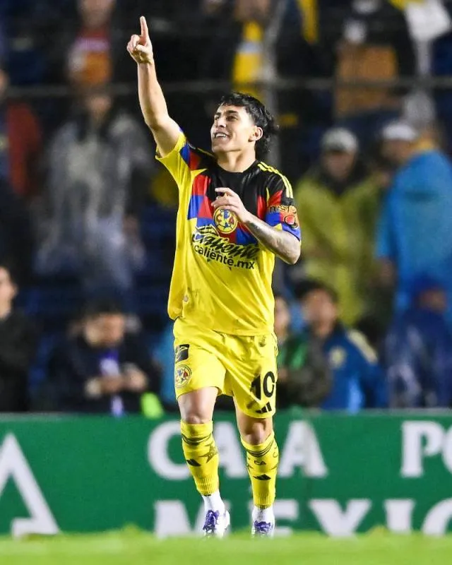 Alejandro Zendejas | IMAGO7