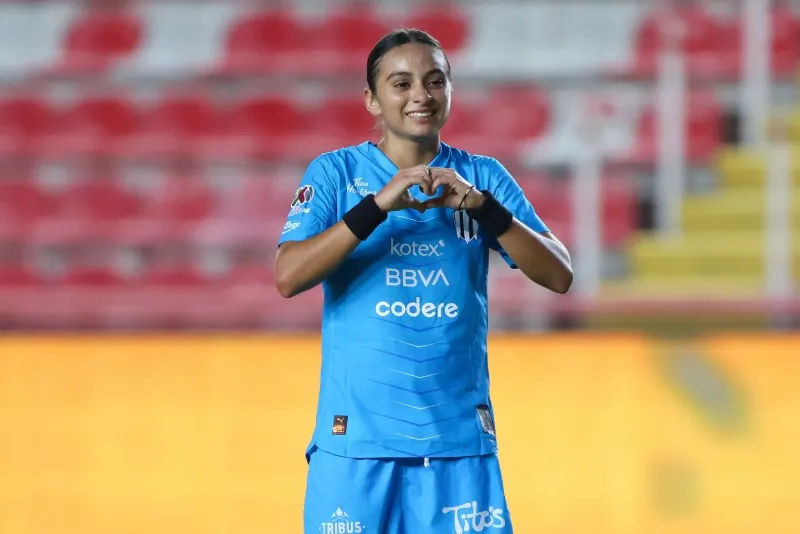 Victoria Rayada | IMAGO7