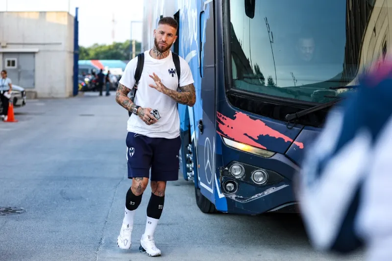 Ramos se resintió en el Clásico Regio