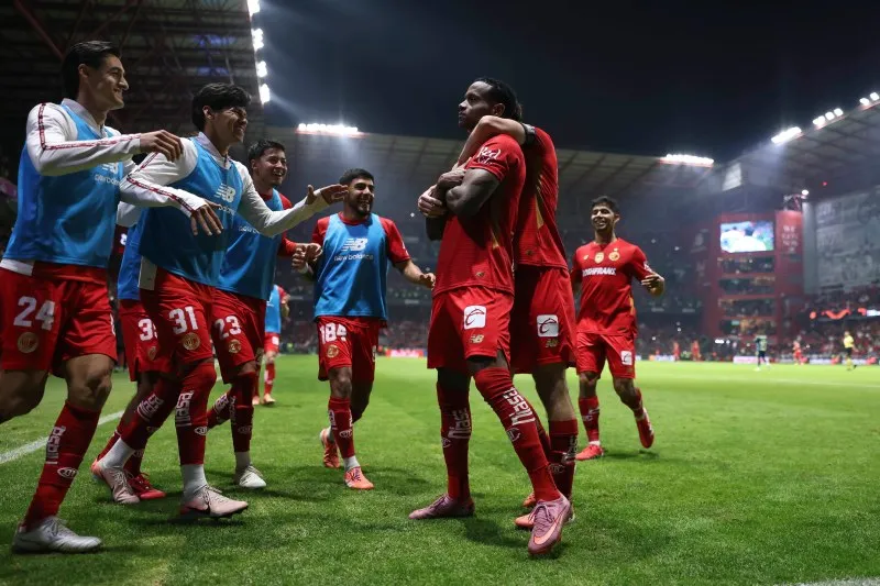 Ve mejor a su equipo que en el CL25