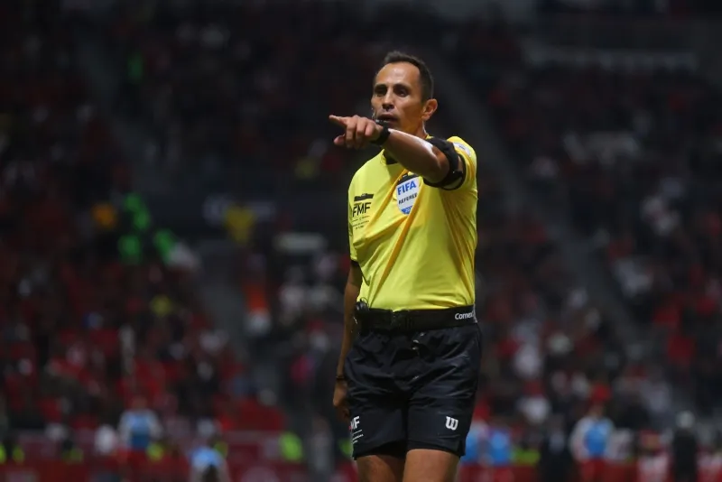 Santander es uno de los silbantes designados en el Play In