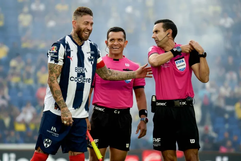 Sergio Ramos durante el partido contra Américan