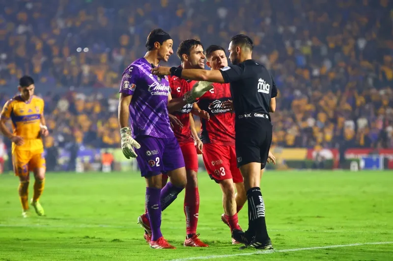 El 'Gato' Ortiz tuvo una polémica en el partido de Tigres vs Tijuana