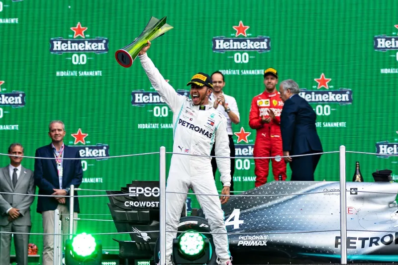 Lewis Hamilton es uno de los ganadores del Gran Premio de México