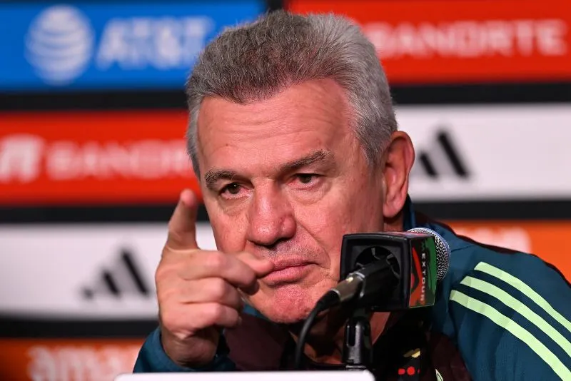 Javier Aguirre protagonizó divertido momento en conferencia de prensa | MEXSPORT