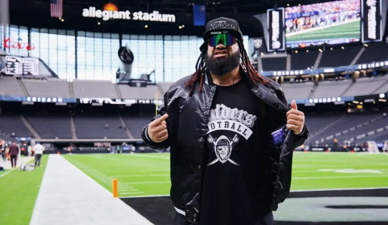 Fatu en Allegiant Stadium