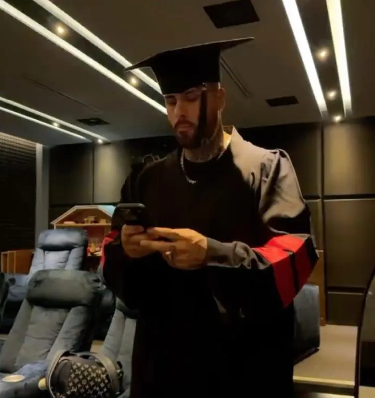 Nicky Jam recibió el reconocimiento por parte de la Universidad de la Costa en Barranquilla / IG: @nickyjam