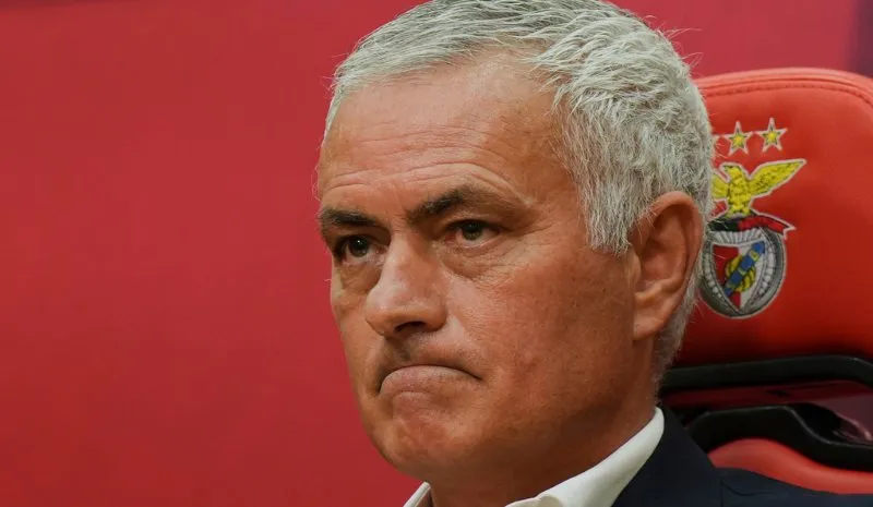 José Mourinho responde preguntas