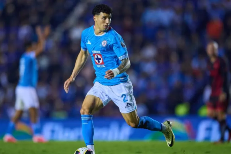Jorge Sánchez se quedará con Cruz Azul hasta 2028 | MEXSPORT