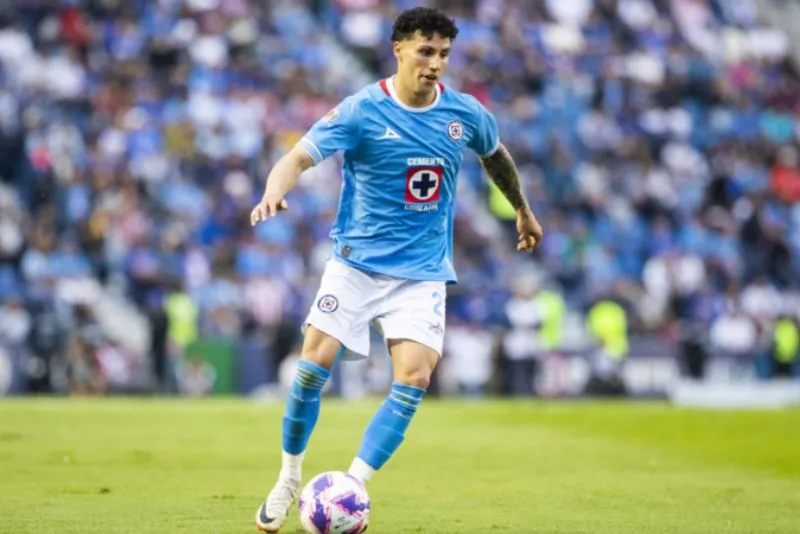 Jorge Sánchez se quedará con Cruz Azul hasta 2028 | MEXSPORT