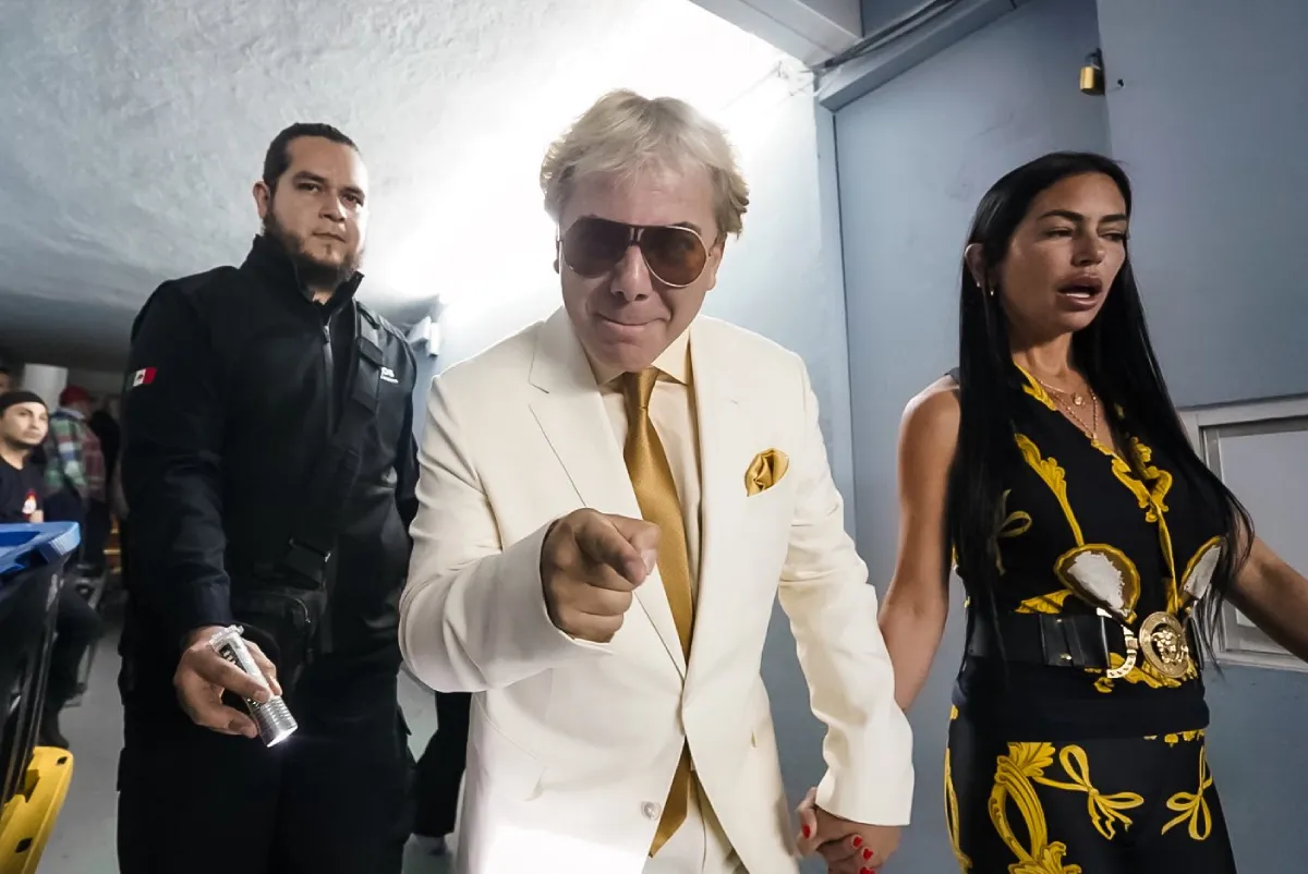 Cristian Castro reveló la vez que casi muere junto a Juan Gabriel / Redes Sociales