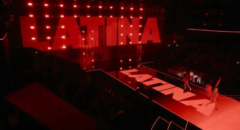 Karol G le puso el toque latino a la pasarela / Redes Sociales