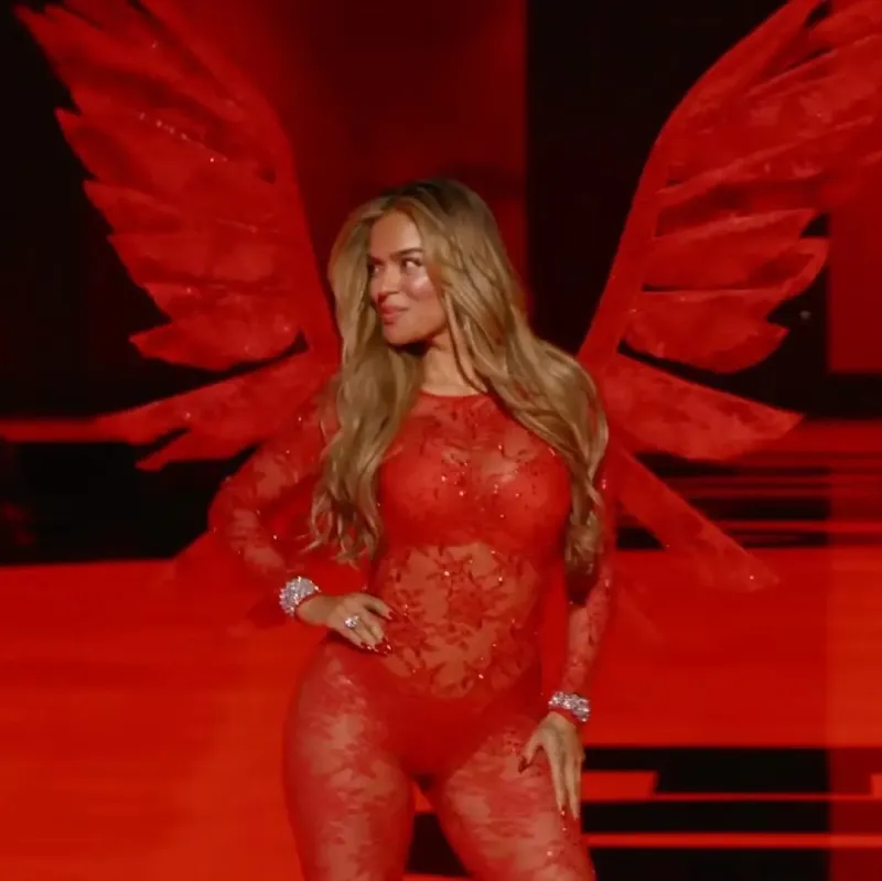 Karol G ahora es un nuevo ángel para lucir la lencería de la marca / Redes Sociales