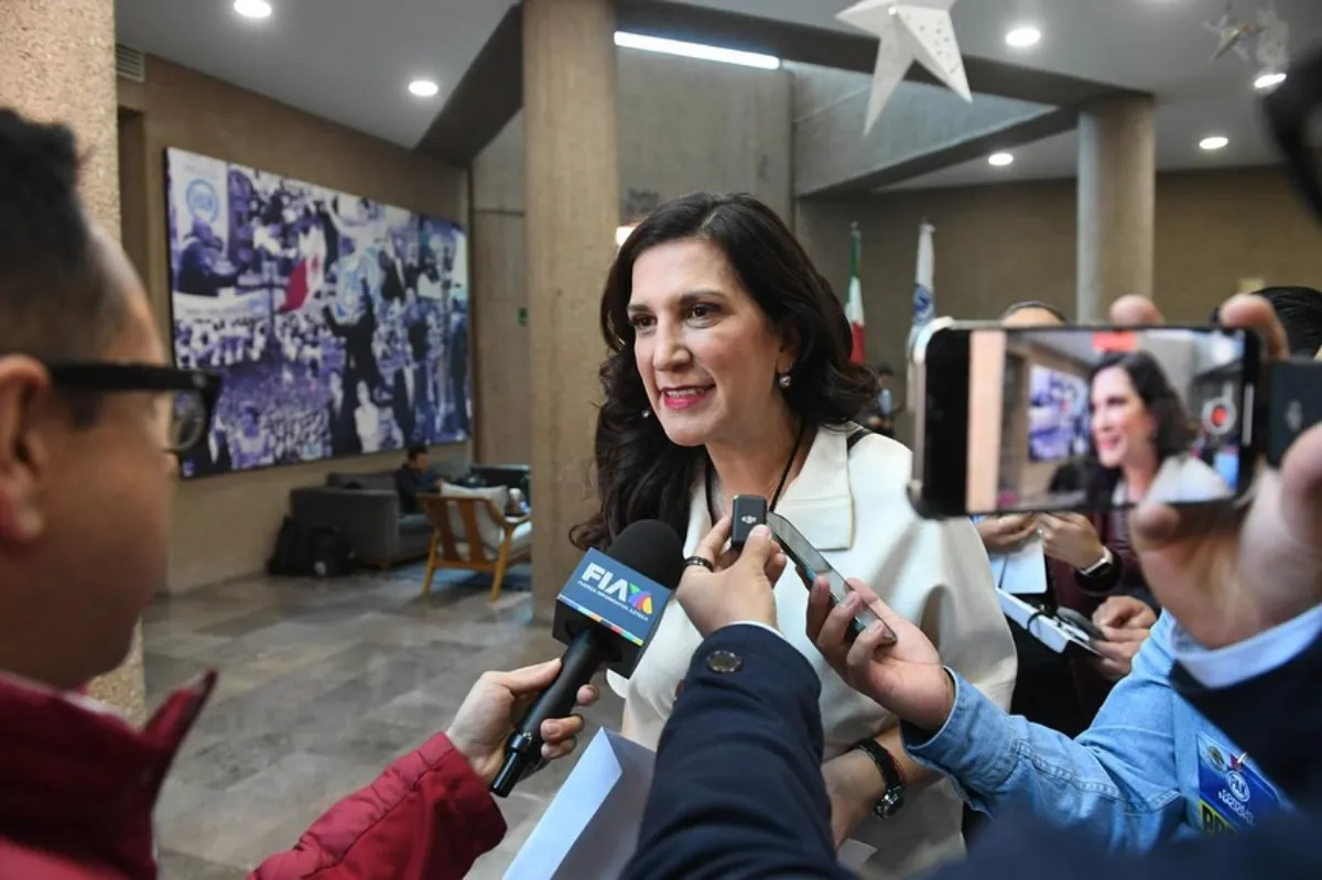 Kenia López es conocida por estar en contra de las ideas de izquierda / Redes Sociales