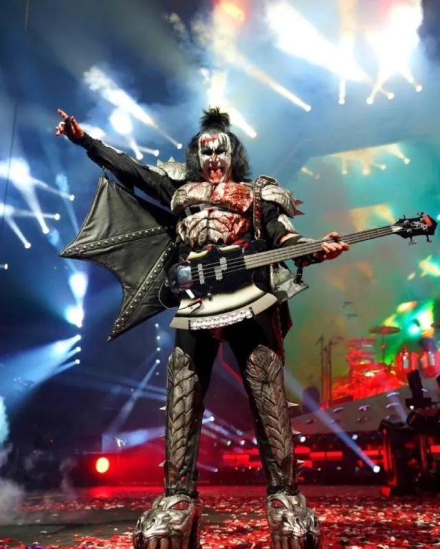 Todo parece indicar que el músico se desmayó al volante / FB: @officialgenesimmons