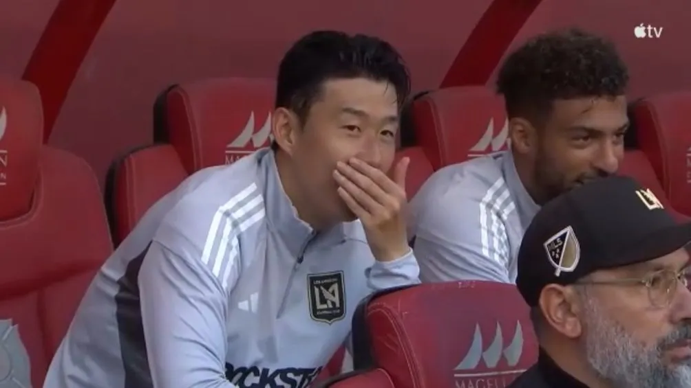 Son en la banca con el LAFC | FOTO TOMADA DEL VIDEO