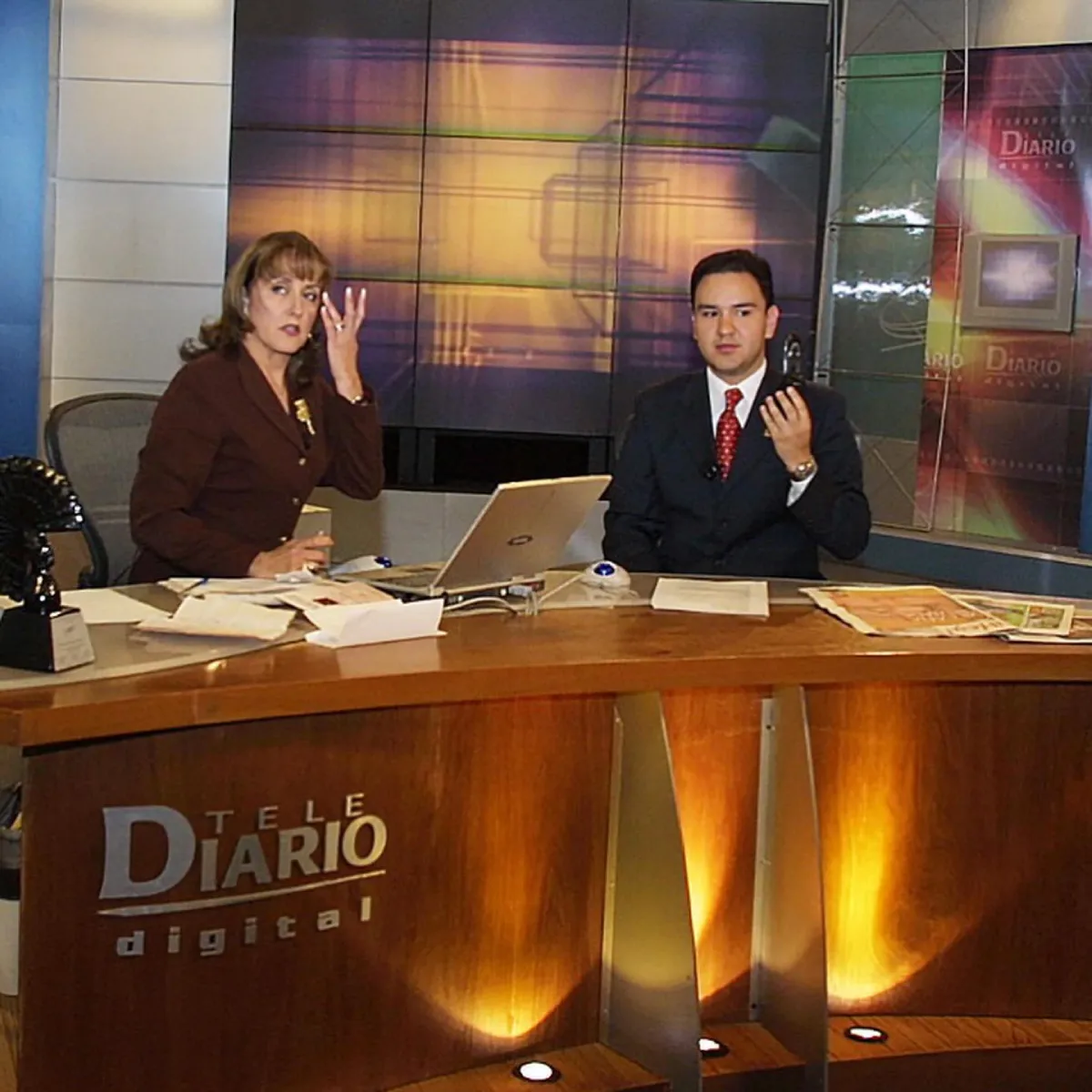 La licenciada empezó en Multimedios desde 1977 / FB: @licmariajulialafuente