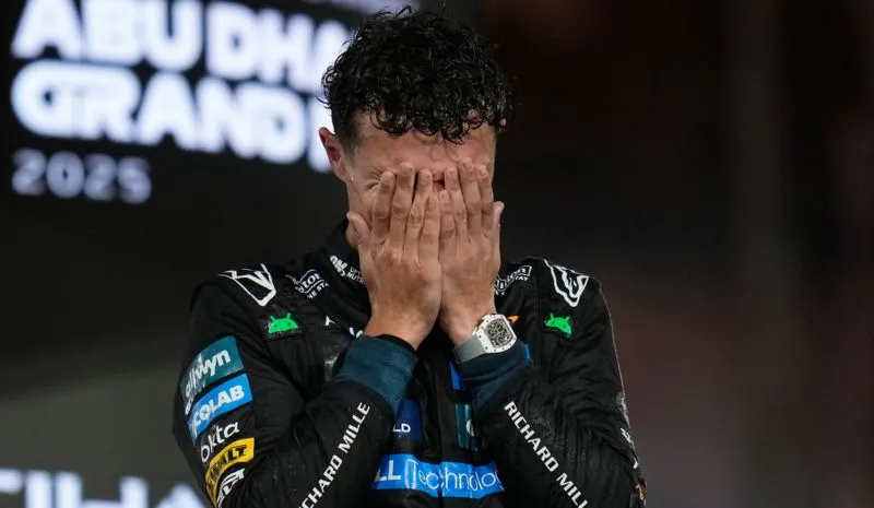 Norris entre lágrimas