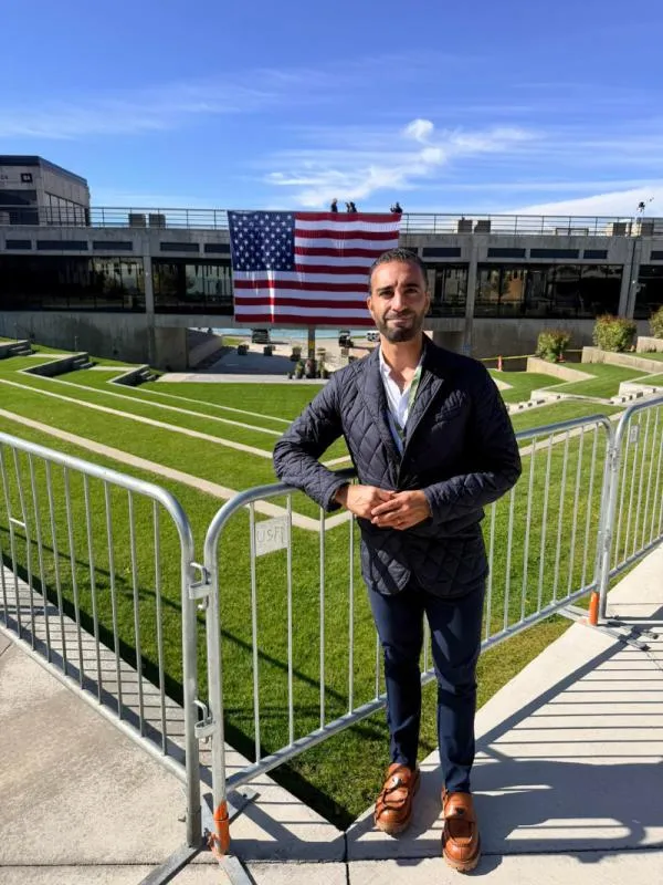 Su vida privada ha estado envuelta en escándalos / FB: @SimonLevyMX