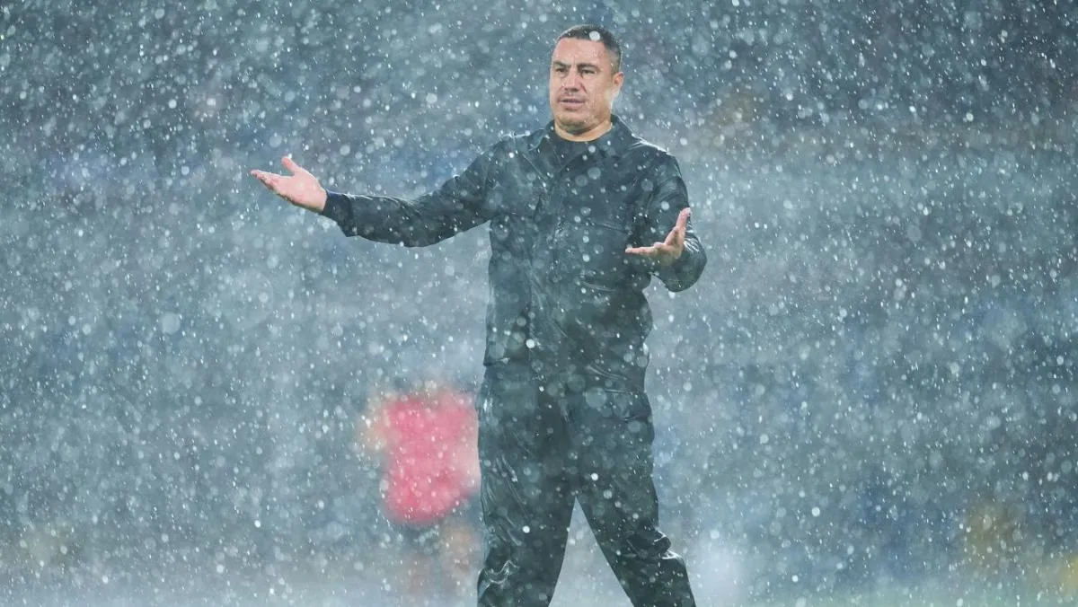 La lluvia protagonizó el cierre del partido | MEXSPORT