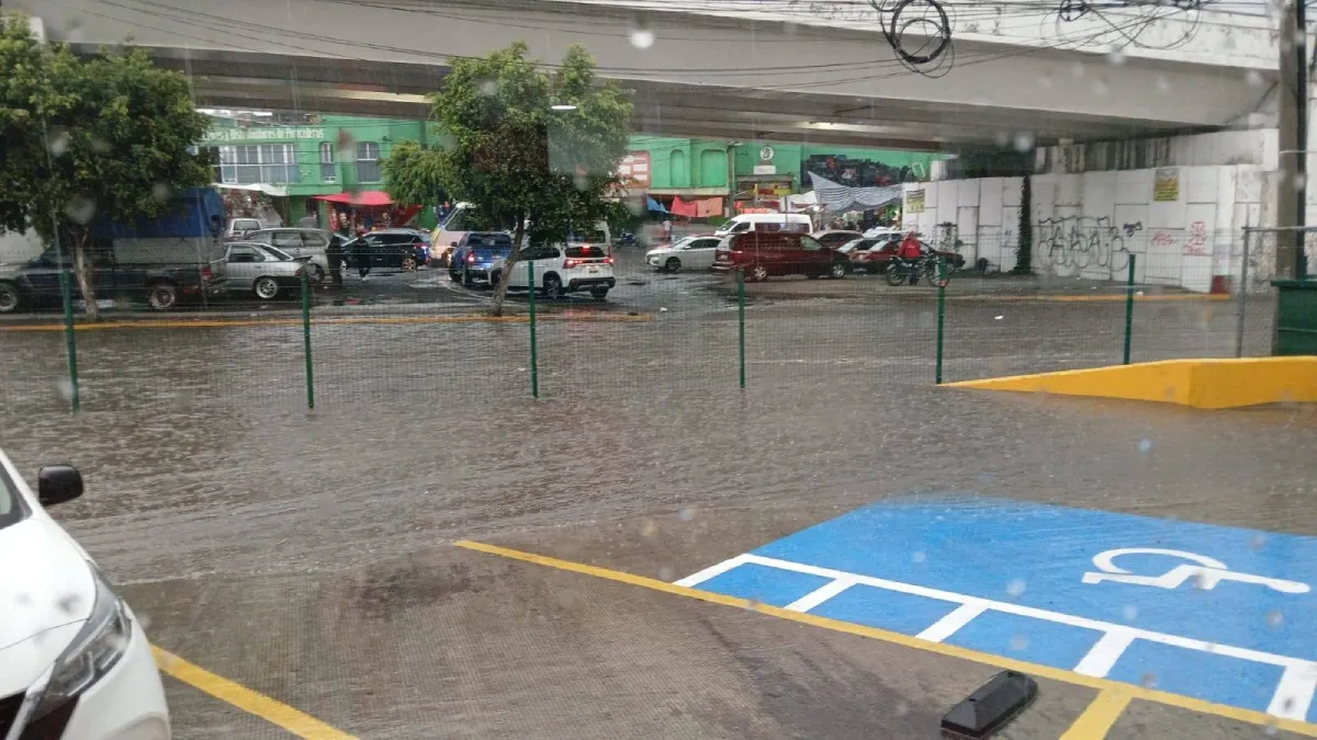 Más de cinco alcaldías se vieron afectadas por las fuertes lluvias / Redes Sociales
