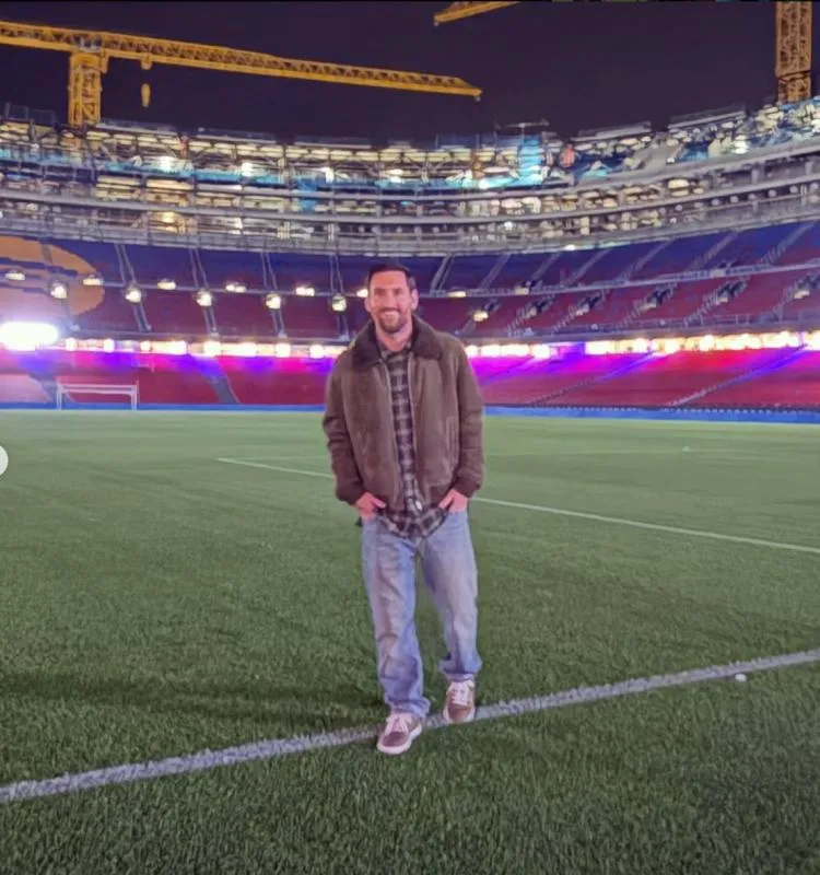 Messi volvió al Camp Nou... de visita | @leomessi