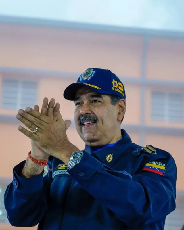 Los cambios de fecha se dan en medio de una tensión política con Estados Unidos / FB: @NicolasMaduro